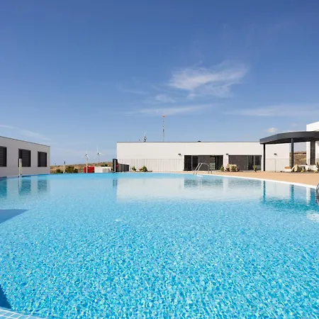 Orballo And Pool *